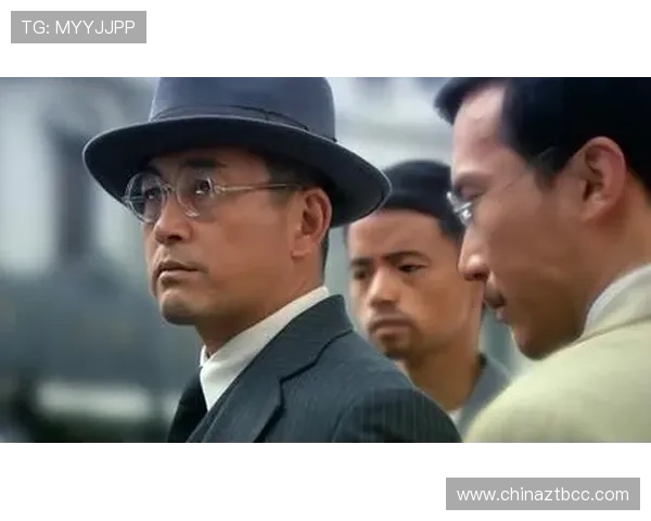 《五号特工组之偷天换日》：当谍影重重遇上智取豪夺，一场惊心动魄的对决就此展开！